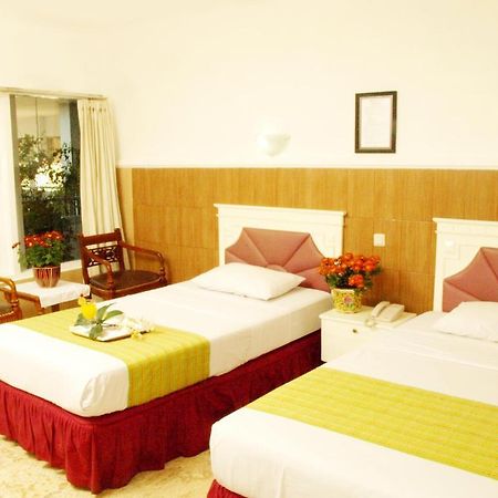 Hotel Tanjung Emas Surabaya Luaran gambar