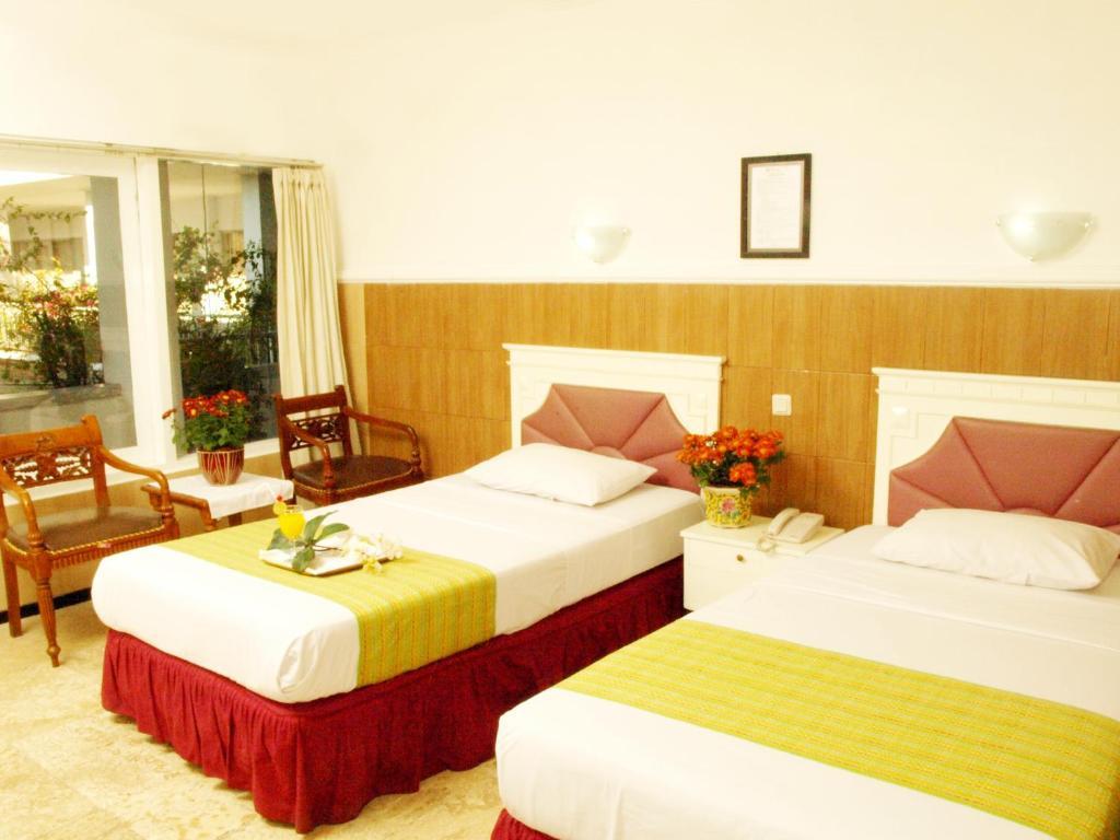 Hotel Tanjung Emas Surabaya Luaran gambar